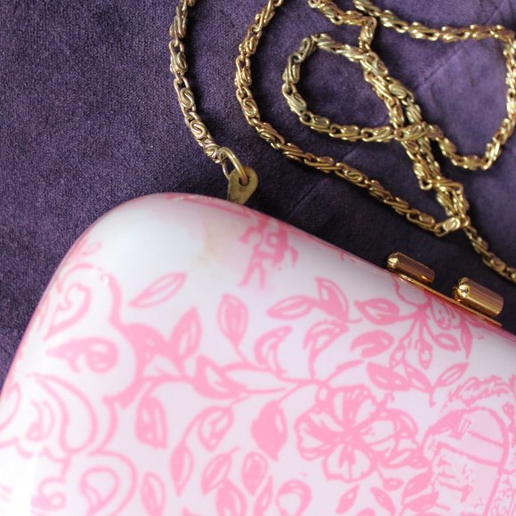 rare Lilly Pulitzer Jubilee clutch purse pill box Lucite enamel Pink toile - Picture 9 of 9